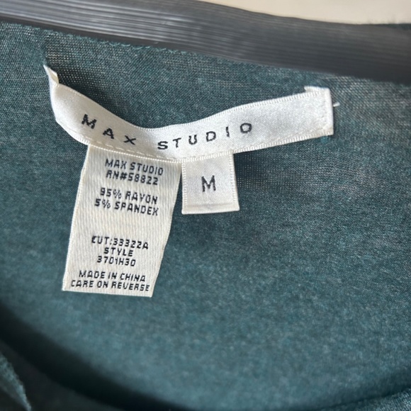 Women’s shirt - Picture 2 of 3